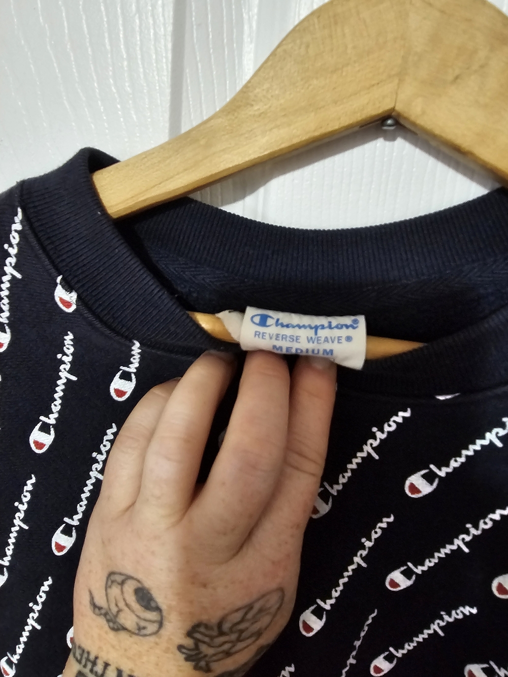 Champion Reverse Weave All Over Print Script Logo Crewneck Sweatshirt - - Picture 2 of 4